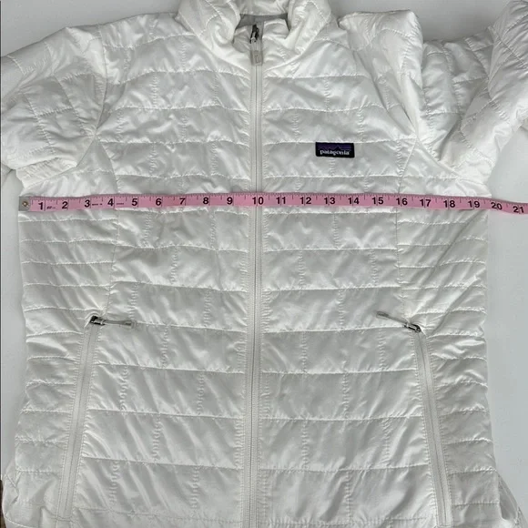 Patagonia White Nano Puff Jacket – Size M - Picture 6 of 10